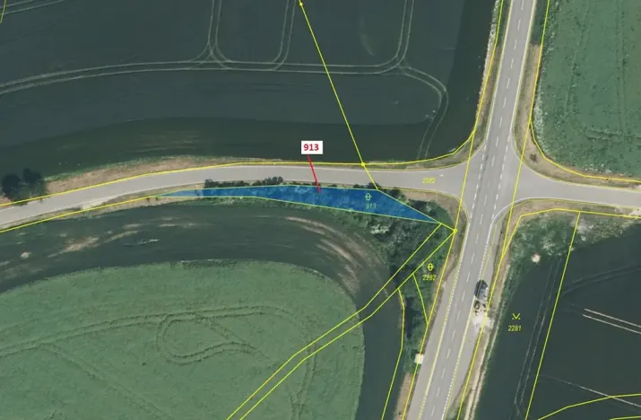 Dražba pozemku, Chlum, 356 m2