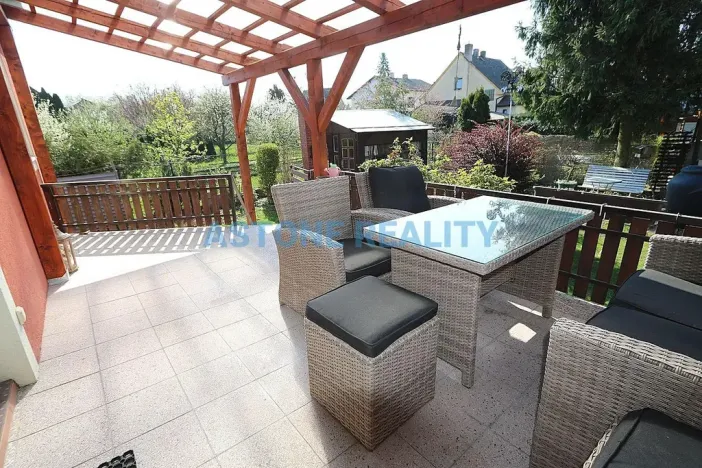 Pronájem rodinného domu, Praha - Újezd nad Lesy, Týnecká, 210 m2