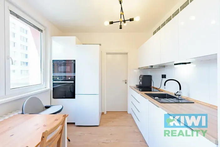 Prodej bytu 3+1, Frýdek-Místek, Dr. M. Tyrše, 74 m2