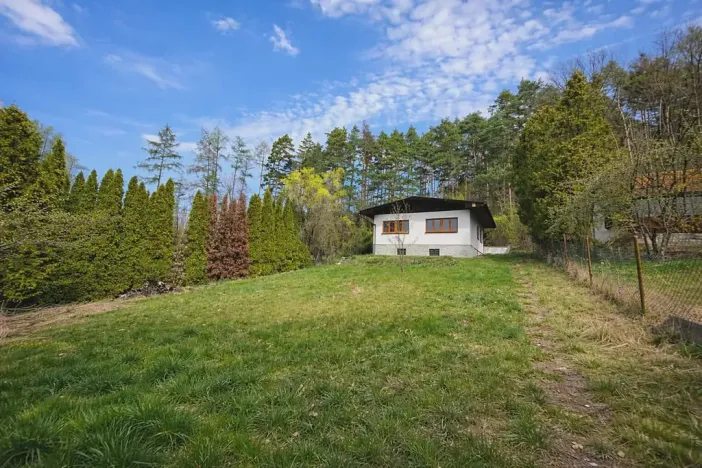 Pronájem chaty, Chocerady, 65 m2