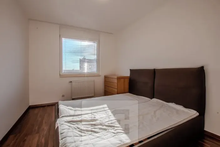 Pronájem bytu 3+kk, Praha - Velká Chuchle, Mrkosova, 70 m2