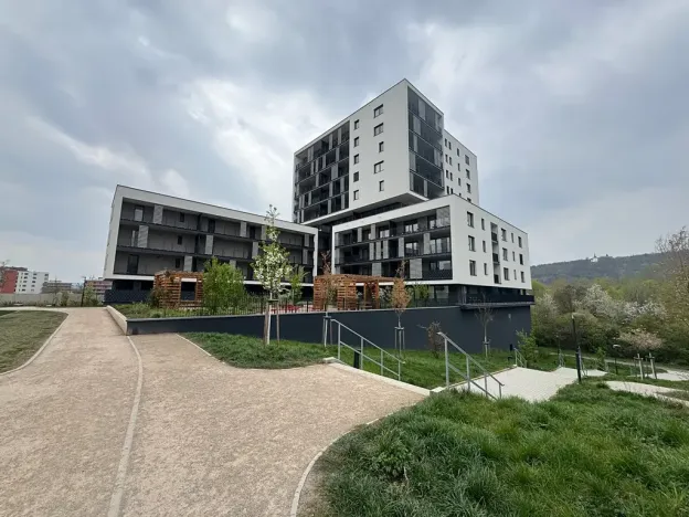 Pronájem bytu 2+kk, Praha, Mezi vodami, 55 m2