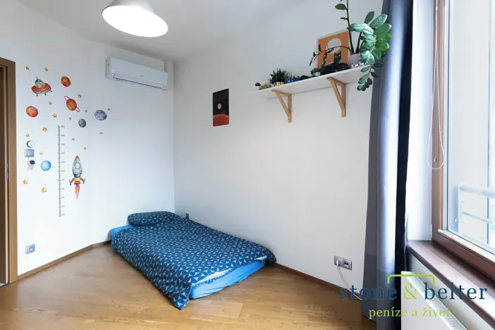 Pronájem bytu 3+kk, Praha - Holešovice, V háji, 74 m2