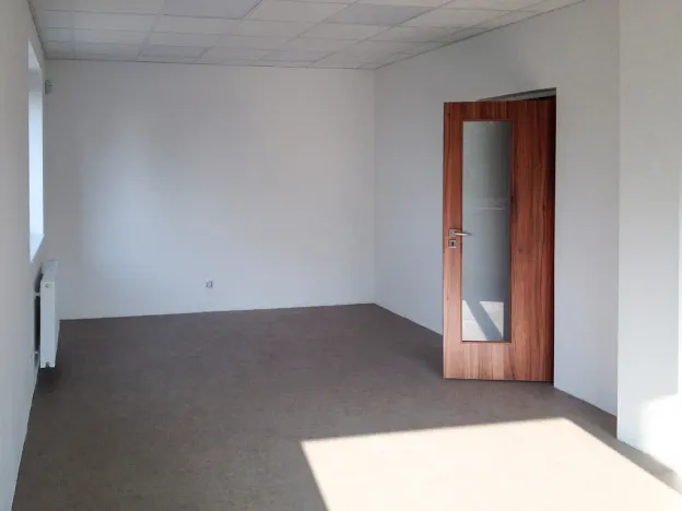 Pronájem kanceláře, Praha - Horní Počernice, Plkovská, 112 m2