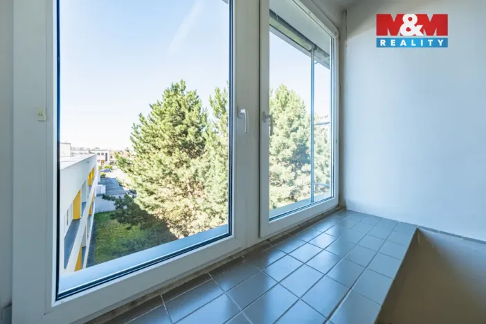 Pronájem obchodního prostoru, Praha - Petrovice, Ohmova, 193 m2