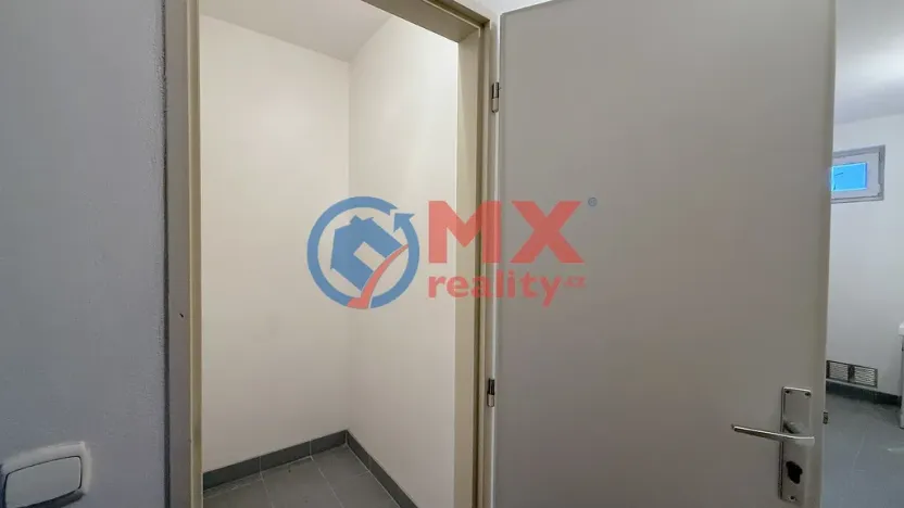 Prodej bytu 1+kk, Praha - Libeň, Kurta Konráda, 25 m2