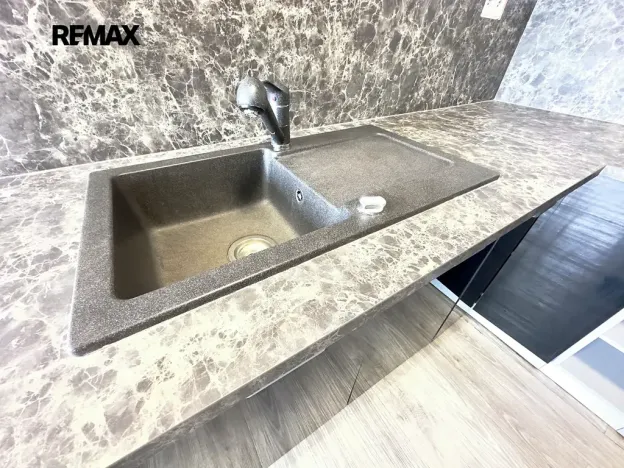 Pronájem bytu 2+kk, Kladno, Švédská, 40 m2