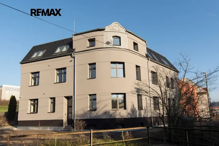 Pronájem bytu 2+kk, Ústí nad Labem, náměstí Prokopa Velikého, 49 m2