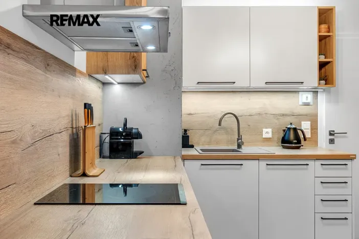 Prodej bytu 1+kk, Čachrov, 28 m2