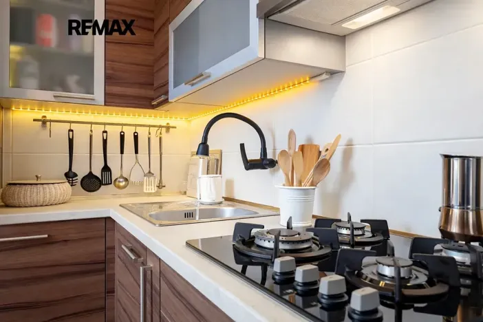 Prodej bytu 3+1, Všeradice, 74 m2