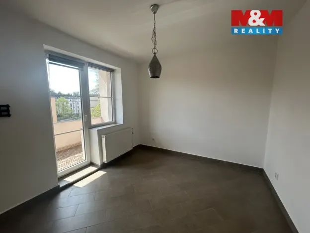 Pronájem bytu 2+kk, Ústí nad Labem - Klíše, Na Vlnovce, 51 m2