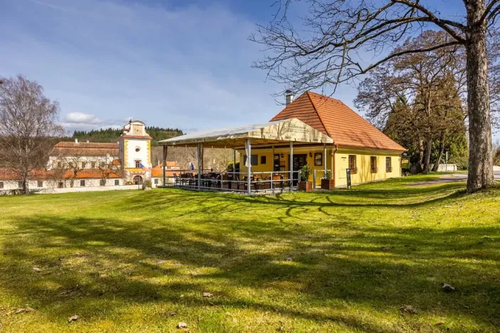 Prodej restaurace, Netolice, 176 m2