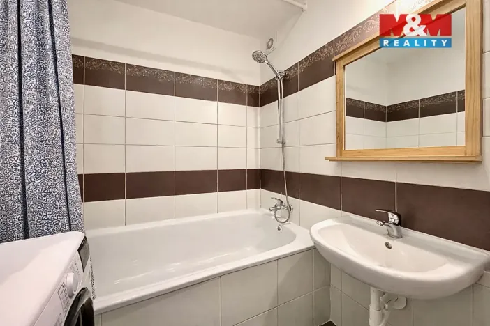 Prodej bytu 4+1, Ostrava - Poruba, Žilinská, 68 m2