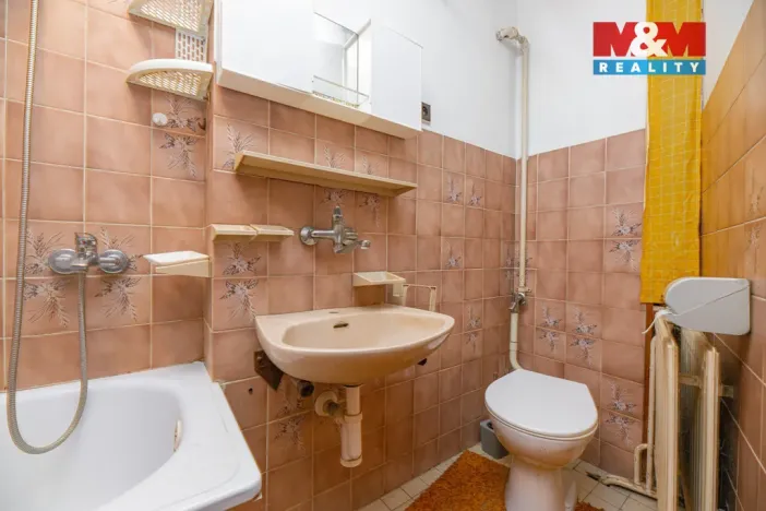 Prodej bytu 3+1, Hronov, Jiráskova, 73 m2