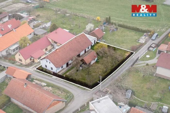 Prodej rodinného domu, Velký Chlumec - Malý Chlumec, 62 m2