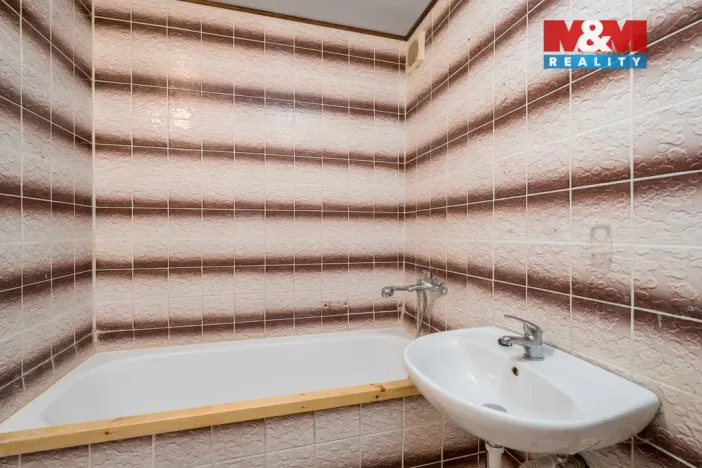 Prodej bytu 3+1, Ústí nad Labem - Krásné Březno, Anežky České, 78 m2