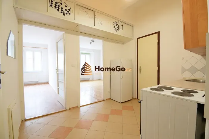 Pronájem bytu 2+1, Praha - Nusle, U gymnázia, 52 m2