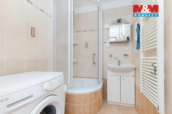 Prodej bytu 3+1, Pardubice, Jana Zajíce, 70 m2