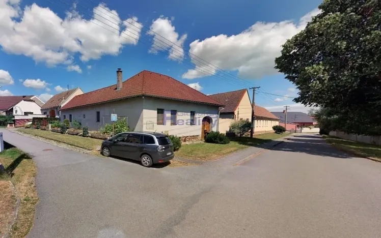 Dražba rodinného domu, Střítež, 196 m2