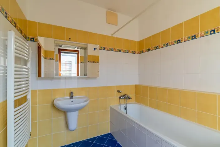 Prodej bytu 2+kk, Praha - Zbraslav, Neumannova, 54 m2