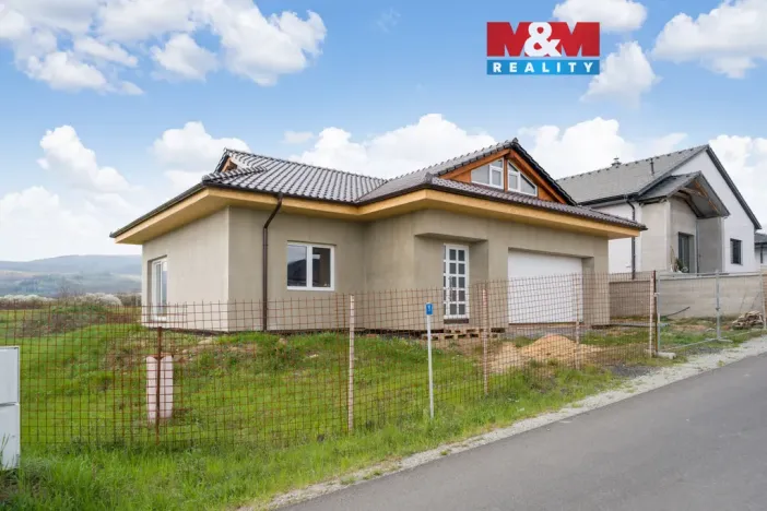 Prodej rodinného domu, Dubí, Na Barborce, 235 m2