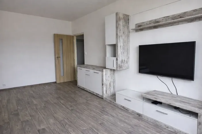 Pronájem bytu 2+1, Chomutov, Zahradní, 61 m2