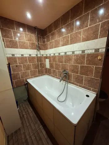 Pronájem bytu 1+1, Chomutov, Školní pěšina, 37 m2