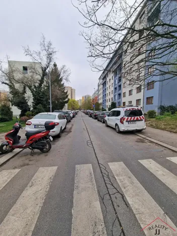 Pronájem bytu 2+1, Praha - Žižkov, K lučinám, 51 m2