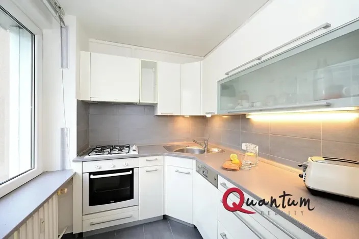 Pronájem bytu 2+kk, Praha - Prosek, Jablonecká, 55 m2