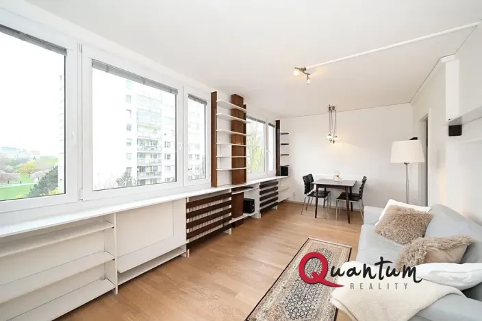 Pronájem bytu 2+kk, Praha - Prosek, Jablonecká, 55 m2