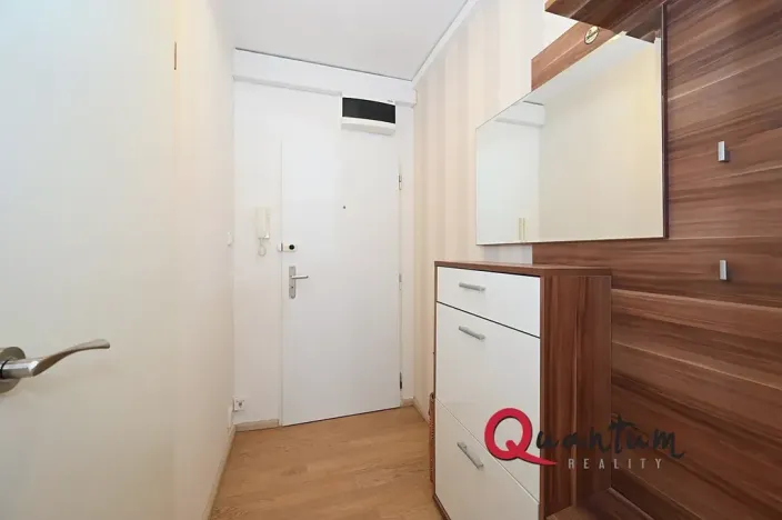 Pronájem bytu 2+kk, Praha - Prosek, Jablonecká, 55 m2