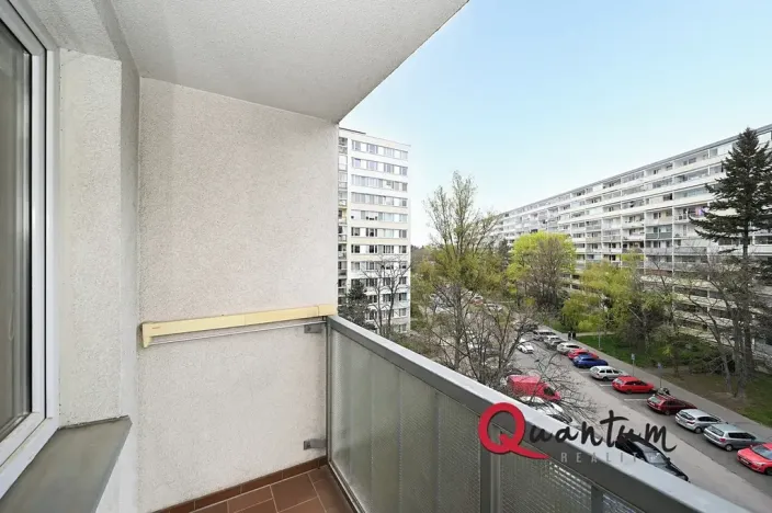 Pronájem bytu 2+kk, Praha - Prosek, Jablonecká, 55 m2
