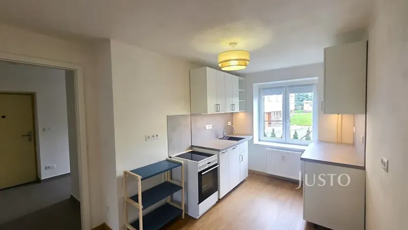 Pronájem bytu 1+1, Písek, Smetanovo nám., 38 m2