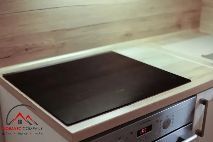 Pronájem bytu 2+kk, Krnov, Tolstého, 42 m2