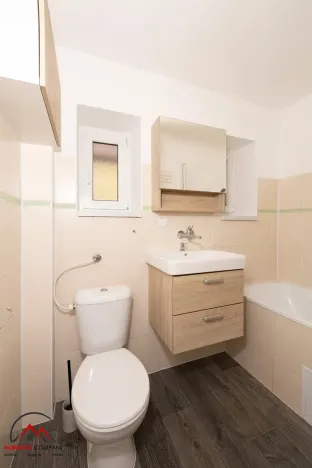 Pronájem bytu 2+kk, Krnov, Tolstého, 42 m2