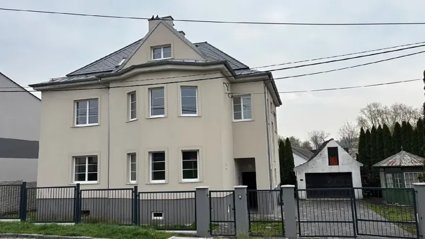 Pronájem vily, Ostrava, Hlučínská, 200 m2