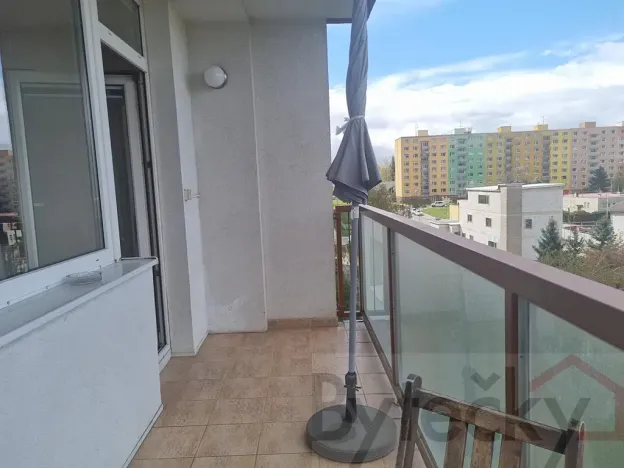 Pronájem bytu 1+kk, Praha - Kamýk, Otradovická, 34 m2