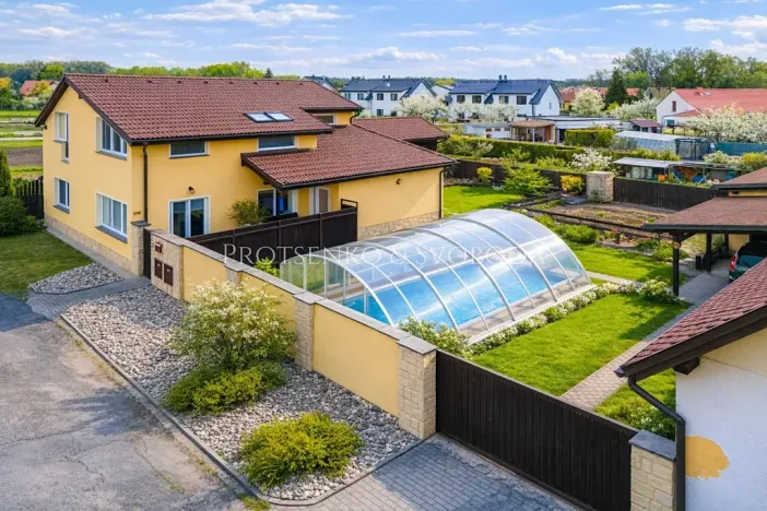 Prodej rodinného domu, Přerov nad Labem, 283 m2