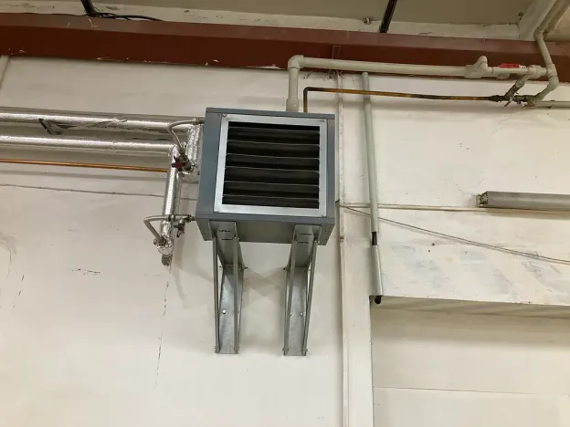 Pronájem skladu, Brno, Valchařská, 371 m2