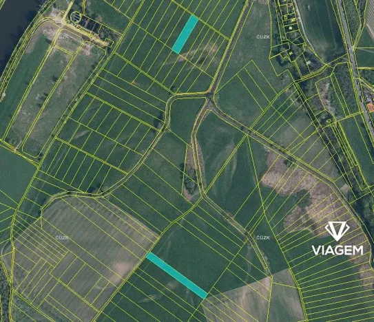 Prodej podílu pole, Kly, 1023 m2