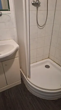 Pronájem bytu 2+kk, Praha - Záběhlice, náměstí Mezi zahrádkami, 60 m2