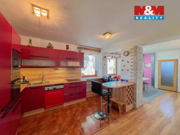 Prodej rodinného domu, Strašín, 450 m2