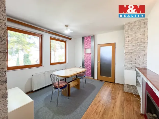 Prodej rodinného domu, Strašín, 450 m2