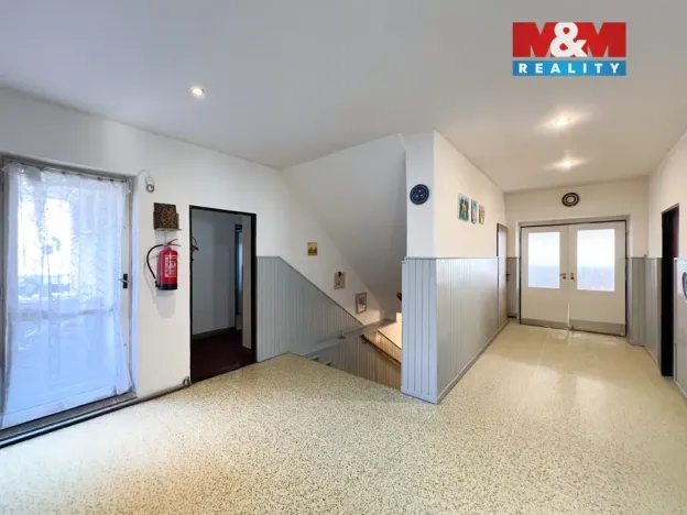 Prodej rodinného domu, Strašín, 450 m2