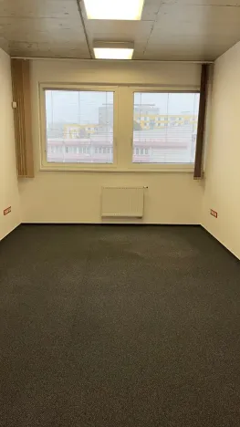 Pronájem kanceláře, Pardubice, Bělehradská, 19 m2