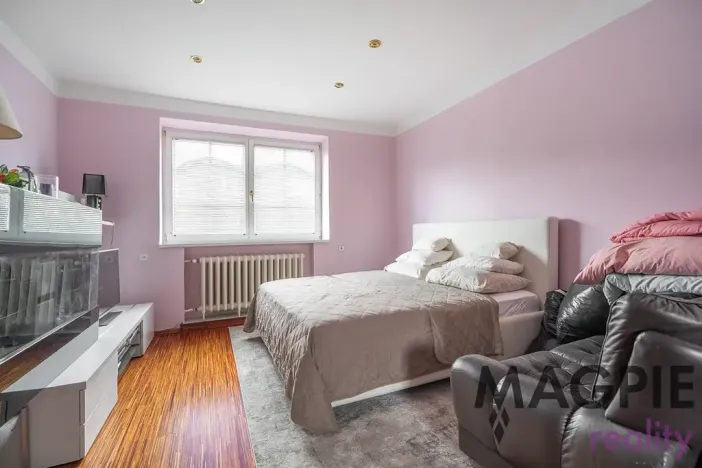 Prodej rodinného domu, Praha - Čakovice, Vyhlídkova, 243 m2