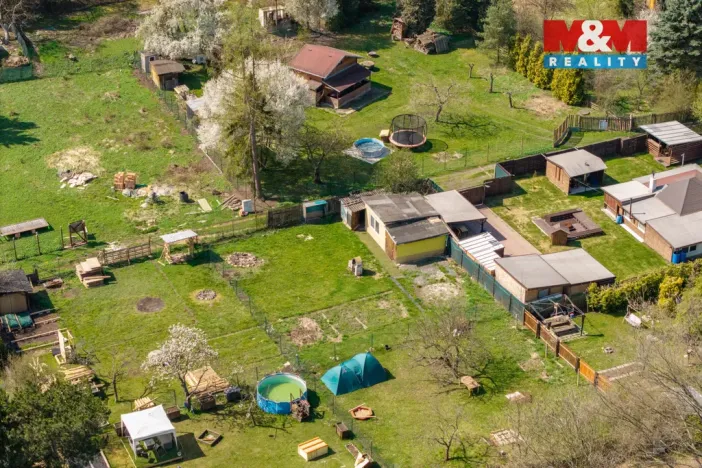 Pronájem zahrady, Teplice, 397 m2