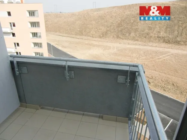 Pronájem bytu 1+kk, Praha - Horní Měcholupy, Modenská, 33 m2