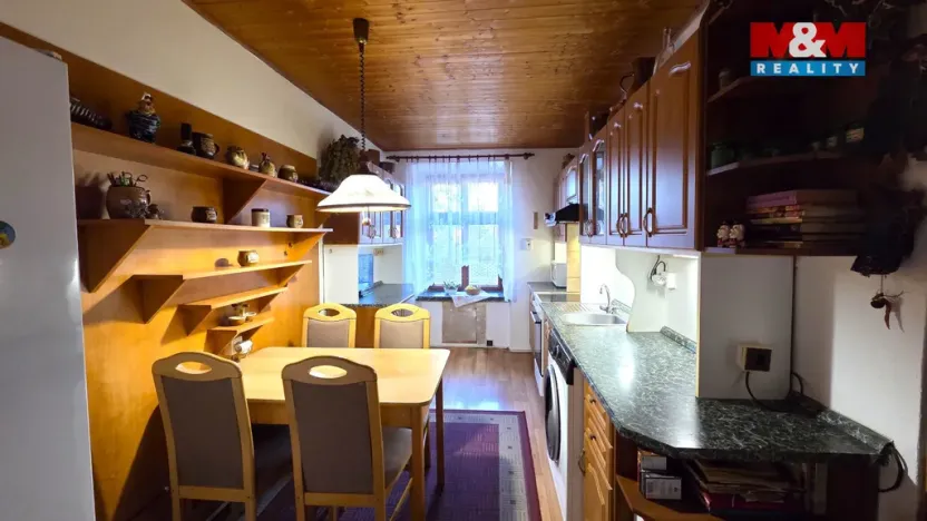 Prodej rodinného domu, Dešov, 140 m2