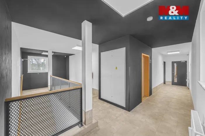 Pronájem bytu 1+kk, Praha - Vysočany, U Lidového domu, 17 m2